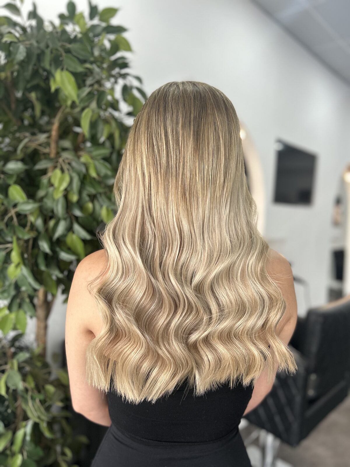 Blonde wavy hair extensions result